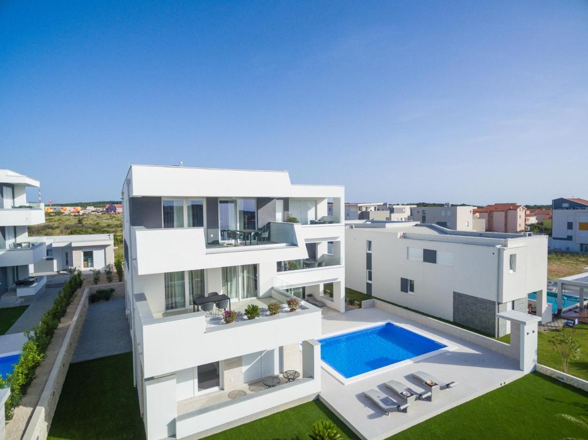 Apartments&rooms Pool Maris Apartamento